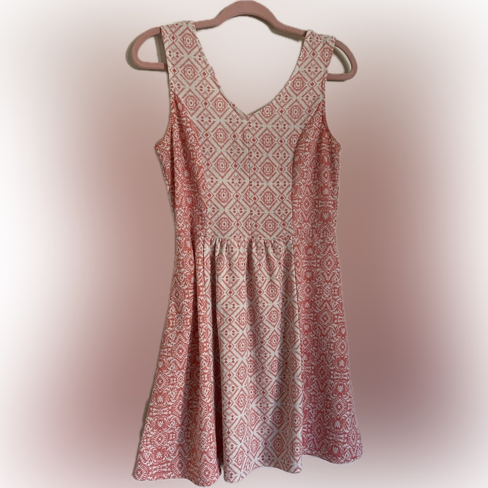 Rewind white and pink dress